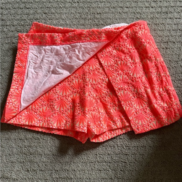 Lilly Pulitzer Bright Coral Skort - Picture 2 of 5